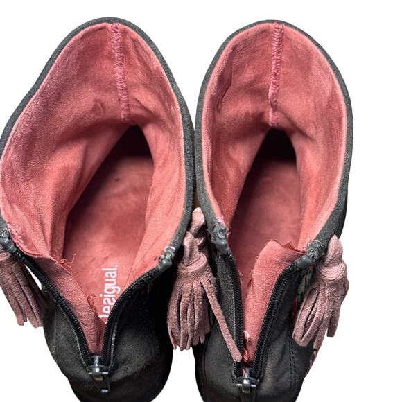 Desigual Suede Wedge Ankle Boots Tassel Zip Embroidered Gray Pink Size US 8.5 - Picture 3 of 8